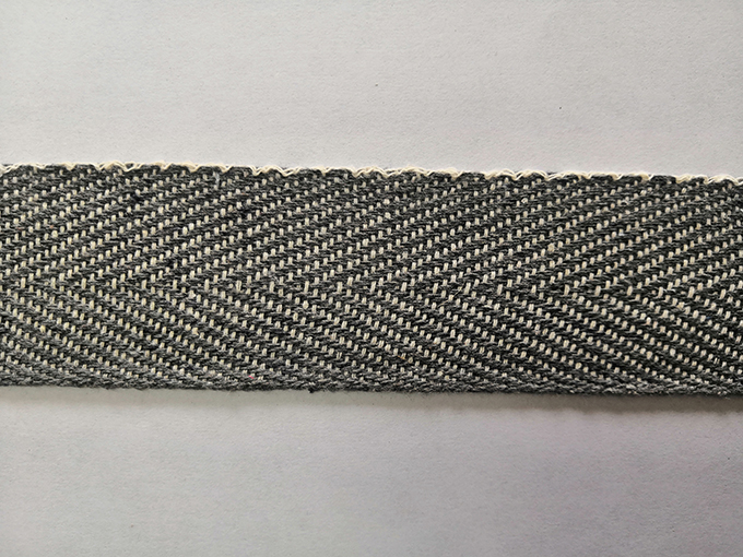 �\���׶���